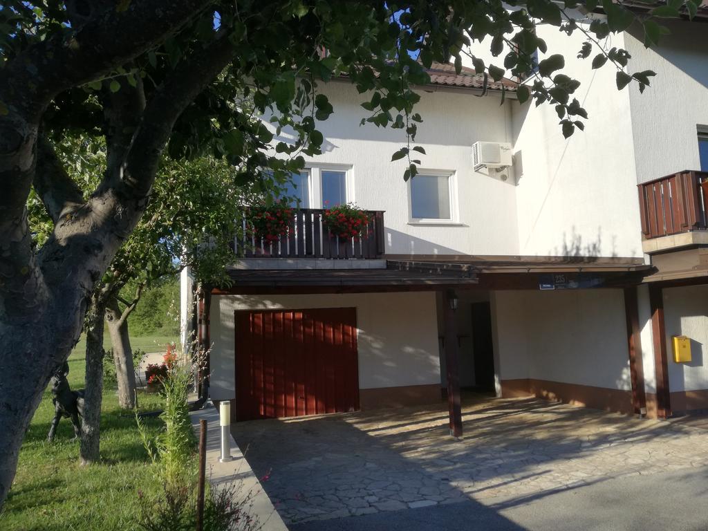 Guesthouse Sebalj Rakovica Exterior photo