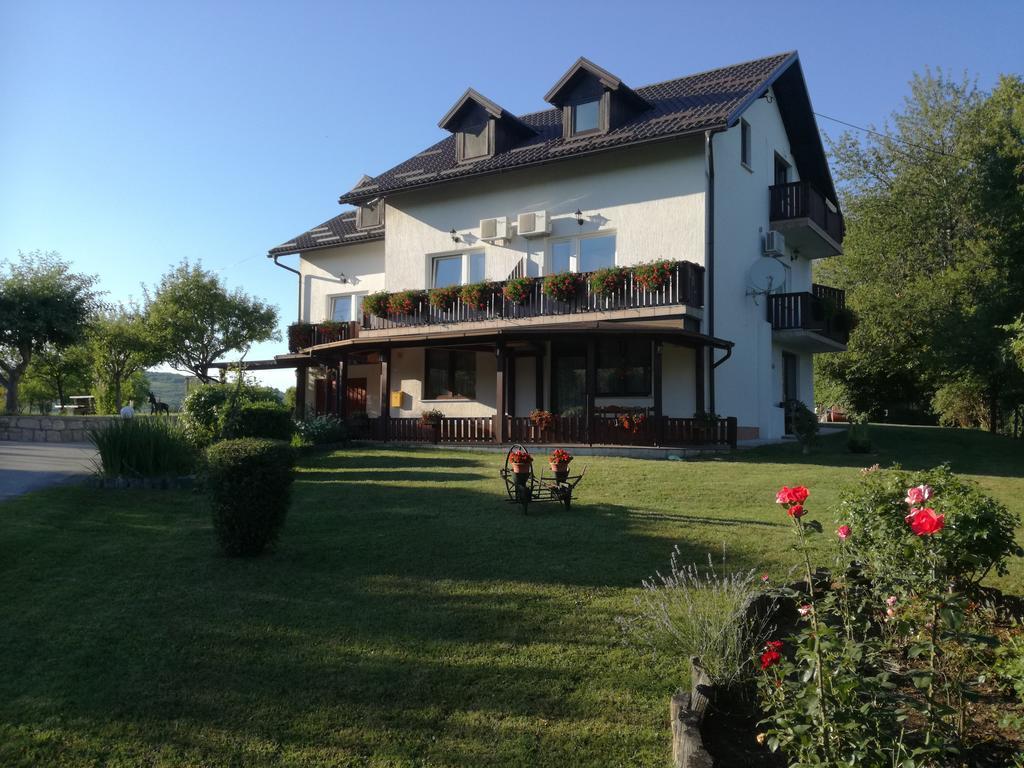 Guesthouse Sebalj Rakovica Exterior photo